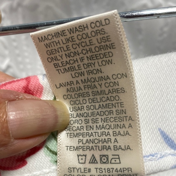 Terra & Sky size 2X White Floral Capri Pants stretch pull on comfy‎ casual - Picture 3 of 12